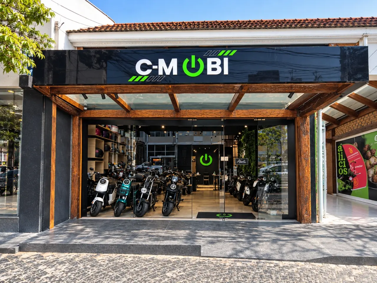 Fachada da loja C-MOBI em Macaé
